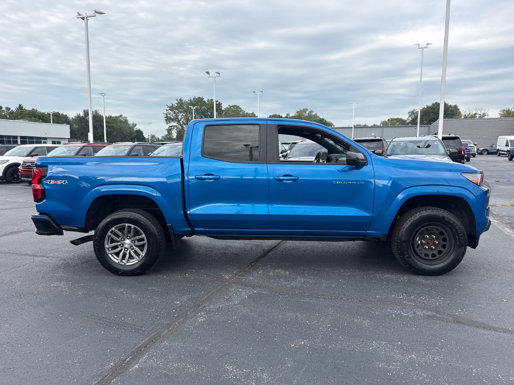 Used 2023 Chevrolet Colorado LT w/ LT Convenience Package II AWD/4WD image 7
