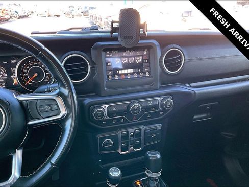 Used 2020 Jeep Gladiator Overland w/ LED Lighting Group image 10