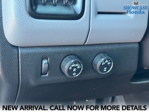 Used 2015 Chevrolet Colorado LT w/ Luxury Package image 11