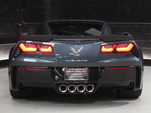 Used 2019 Chevrolet Corvette Grand Sport RWD image 16