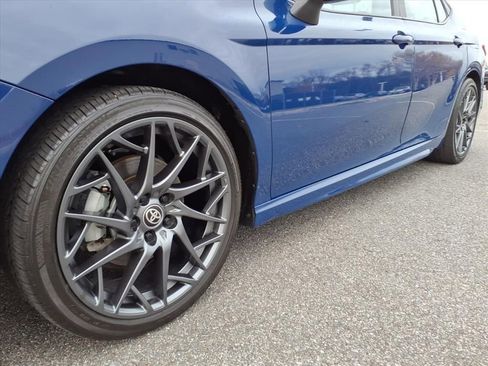 Certified 2025 Toyota Camry SE image 10