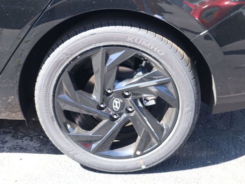New 2026 Hyundai Elantra Sport image 17
