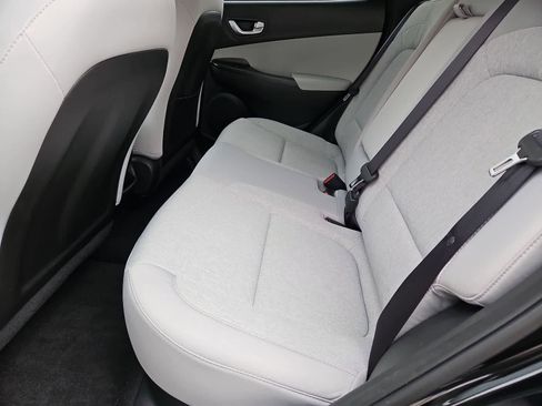 Used 2023 Hyundai Kona SE FWD image 20