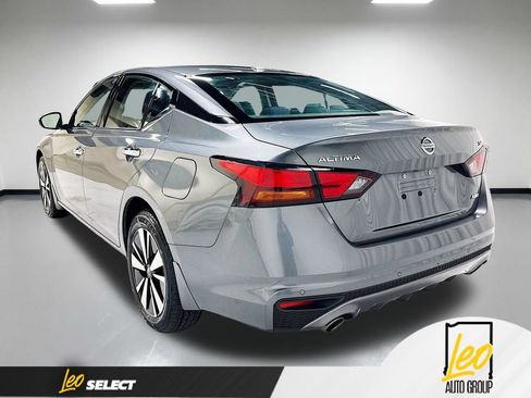 Used 2019 Nissan Altima 2.5 SV AWD/4WD image 10