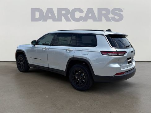 New 2026 Jeep Grand Cherokee L 4WD image 5