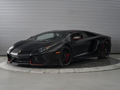 Used 2016 Lamborghini Aventador LP 700-4 AWD/4WD image 1