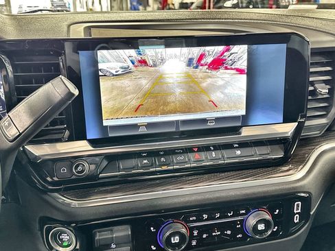 Used 2025 Chevrolet Silverado 1500 LT image 20