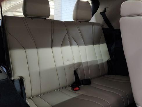 Certified 2023 Acura MDX SH-AWD w/ Technology Package image 23