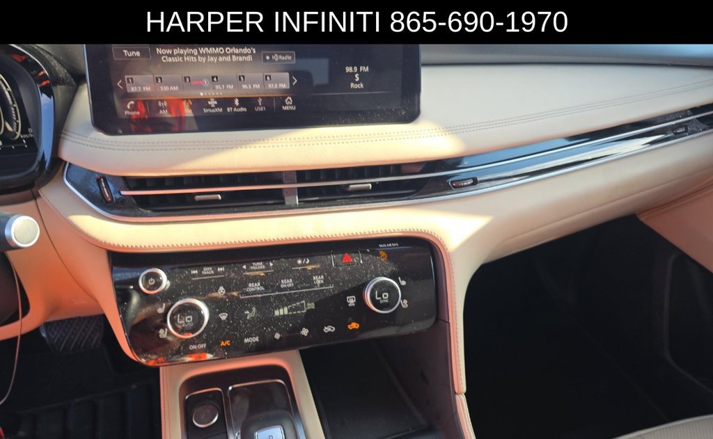 Used 2023 INFINITI QX60 Luxe w/ Cargo Package AWD/4WD image 7