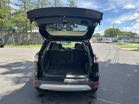 Used 2015 Ford Escape SE w/ Equipment Group 201A AWD/4WD image 6