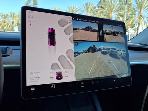 Used 2023 Tesla Model Y 2WD image 18