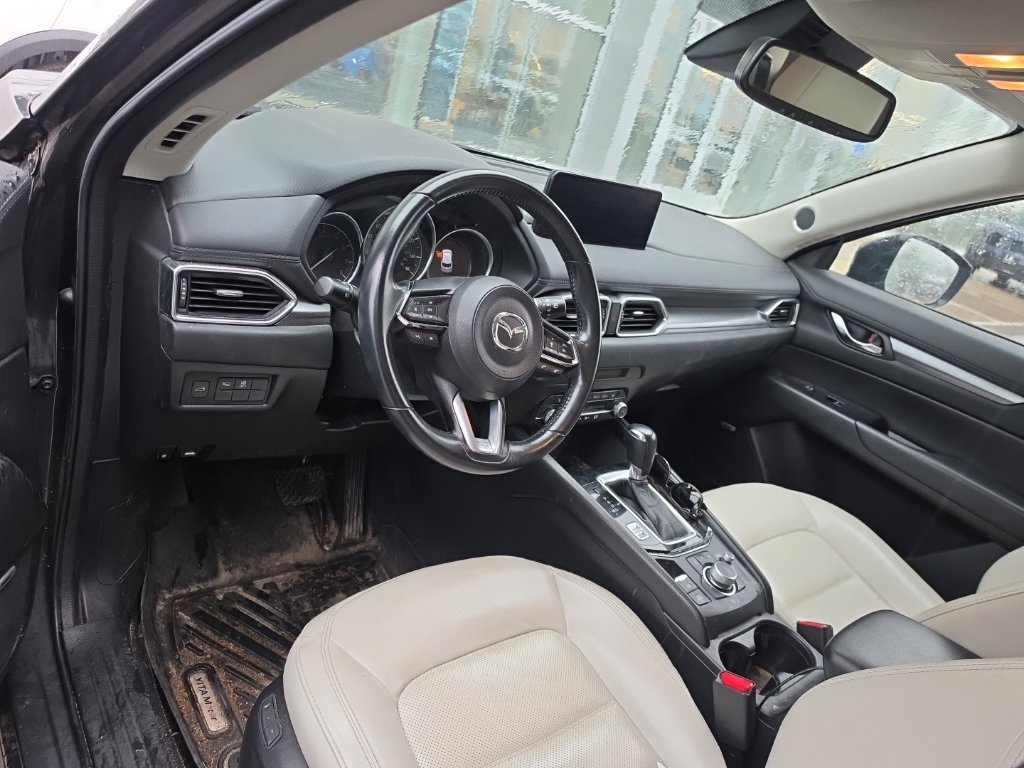 Used 2021 MAZDA CX-5 Touring AWD/4WD image 3