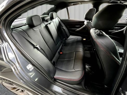 Used 2013 BMW 328i xDrive Sedan AWD/4WD image 24