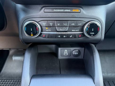 Used 2025 Ford Escape ST-Line Select AWD/4WD image 20