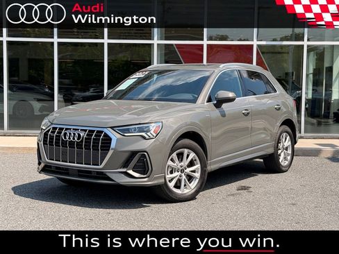Certified 2025 Audi Q3 2.0T Premium w/ Convenience Package AWD/4WD image 1