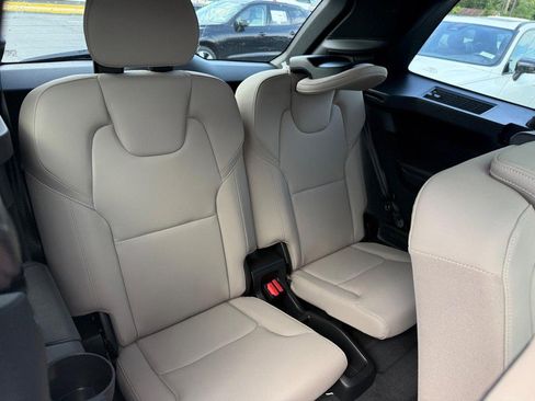 New 2026 Volvo XC90 B5 Plus image 5