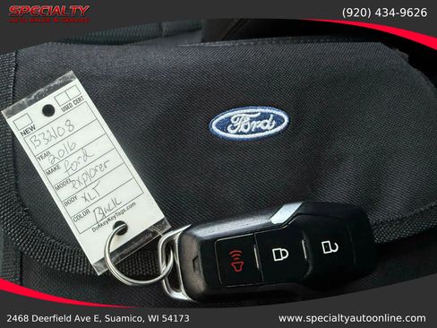 Used 2016 Ford Explorer XLT image 39