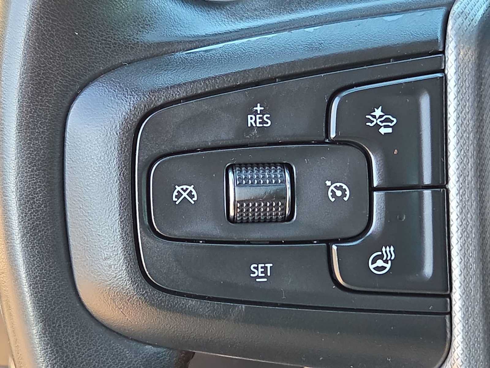 Used 2023 GMC Yukon Denali AWD/4WD image 23