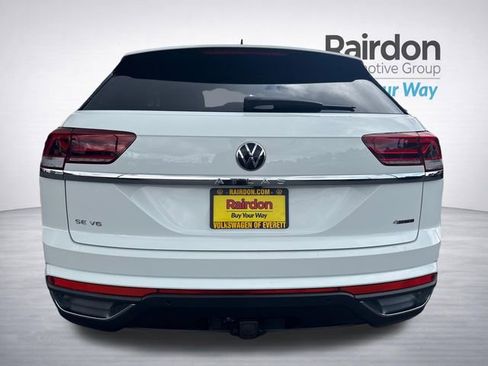 Used 2023 Volkswagen Atlas Cross Sport SE AWD/4WD image 6