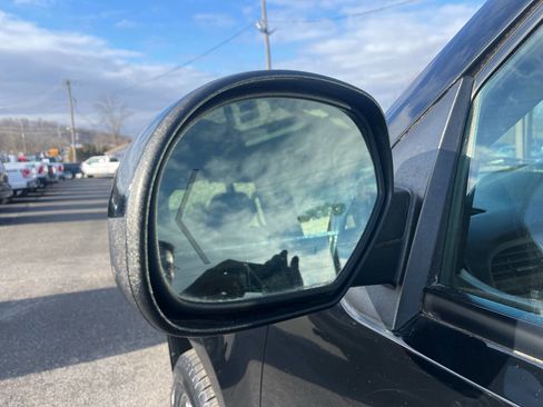 Used 2010 GMC Yukon Denali image 14