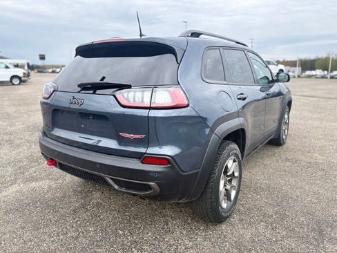 Used 2019 Jeep Cherokee Trailhawk w/ Cold Weather Group AWD/4WD image 7