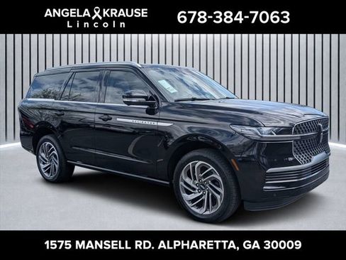 New 2026 Lincoln Navigator Reserve AWD/4WD image 1