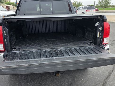 Used 2016 Toyota Tacoma SR5 w/ Towing Package RWD image 7