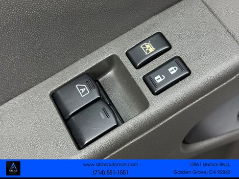 Used 2013 Nissan Frontier SV AWD/4WD image 21