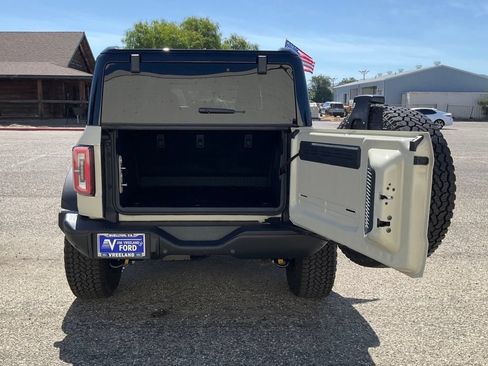 New 2026 Ford Bronco Badlands w/ Sasquatch Package AWD/4WD image 17