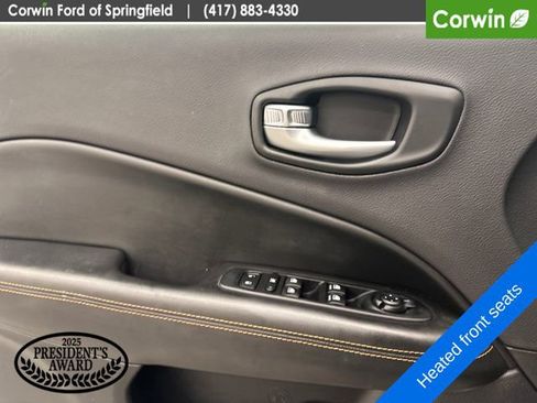 Used 2018 Jeep Compass Limited w/ Navigation Group AWD/4WD image 33