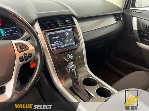 Used 2012 Ford Edge SEL FWD image 28
