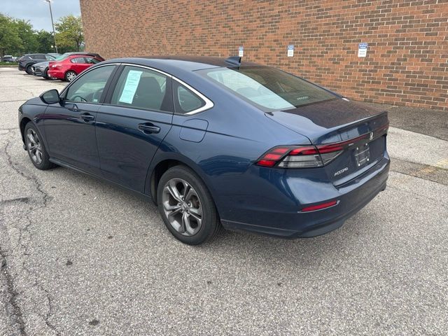 Used 2023 Honda Accord EX image 4