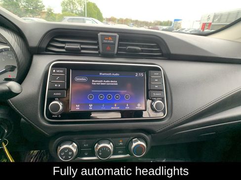 Used 2025 Nissan Versa S FWD image 19