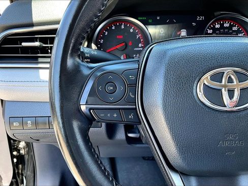 Used 2023 Toyota Camry XSE FWD image 13