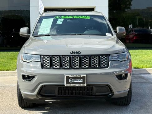 Used 2021 Jeep Grand Cherokee Laredo X RWD image 5
