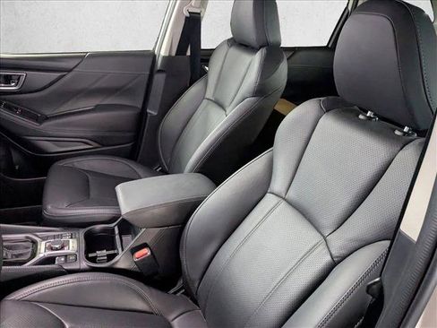 Used 2024 Subaru Forester Touring AWD/4WD image 13