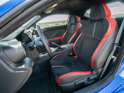 Used 2025 Subaru BRZ Limited w/ Popular Package 2 RWD image 11