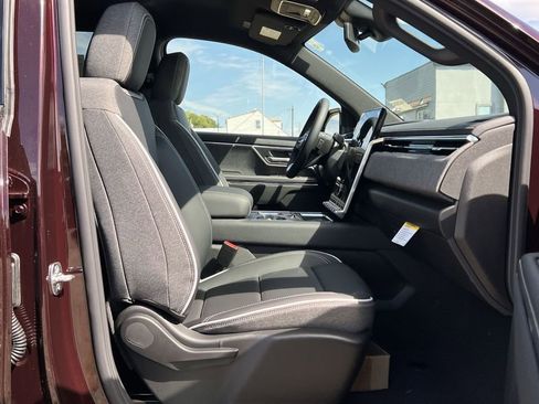 New 2026 GMC Sierra EV Elevation image 27