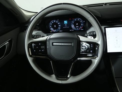 Used 2024 Land Rover Range Rover Velar S image 17