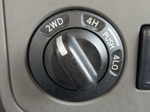 Used 2017 Nissan Frontier SV w/ SV Value Truck Package image 29