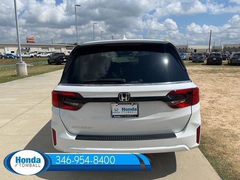 New 2026 Honda Odyssey EX-L image 5
