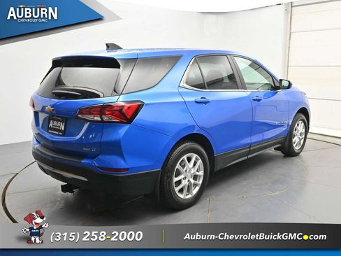 Used 2024 Chevrolet Equinox LT AWD/4WD image 16