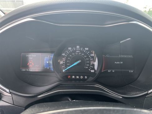 Used 2020 Ford Fusion SE AWD/4WD image 24