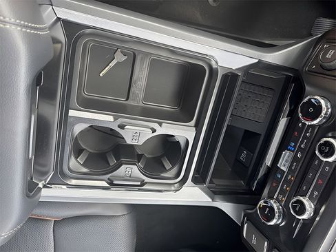 New 2025 Ford F250 Lariat w/ FX4 Off-Road Package image 20