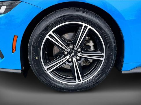 Used 2024 Ford Mustang Premium image 30