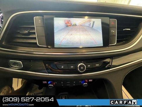 Used 2019 Buick Enclave Essence FWD image 22