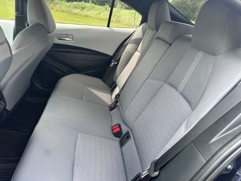 Used 2024 Toyota Corolla SE w/ SE Package FWD image 21