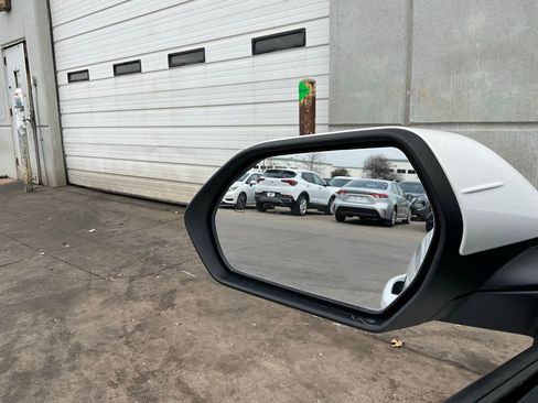 Used 2025 Kia K4 LXS image 17