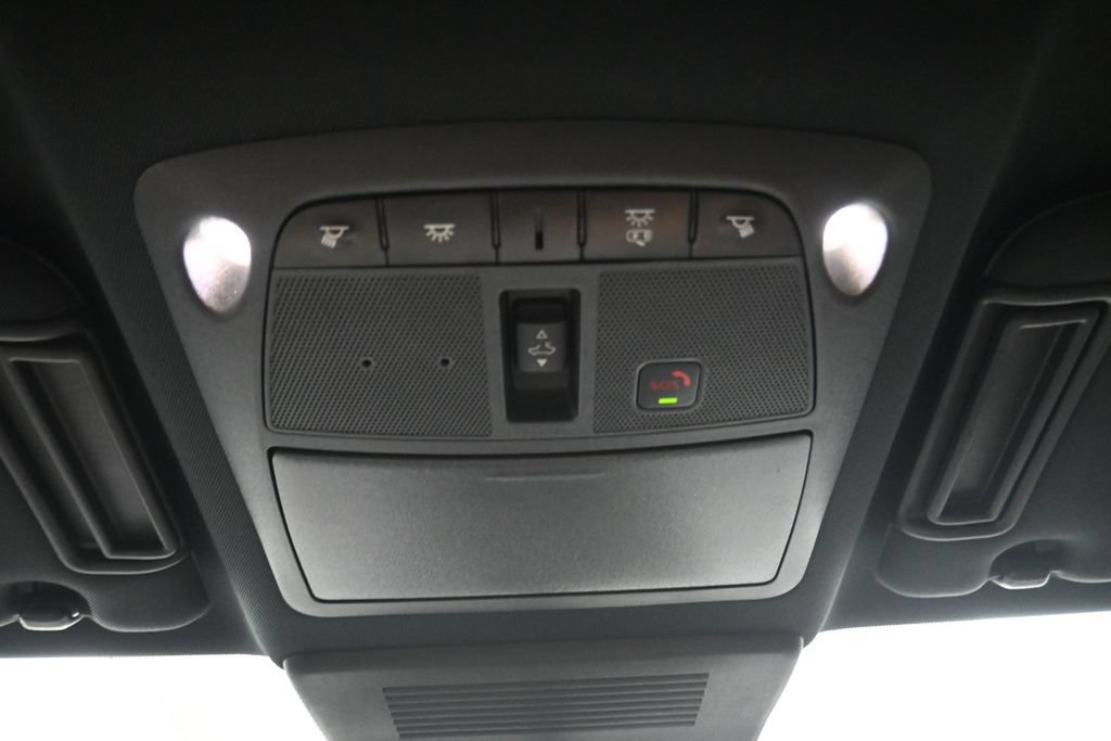 Used 2023 Nissan Armada Platinum w/ Cargo Package RWD image 11