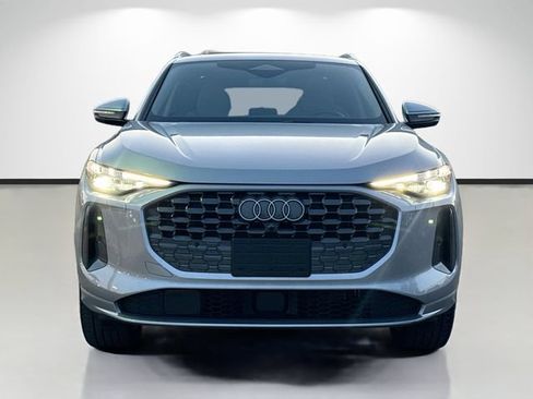 Used 2025 Audi Q5 Premium Plus w/ Premium Plus AWD/4WD image 8